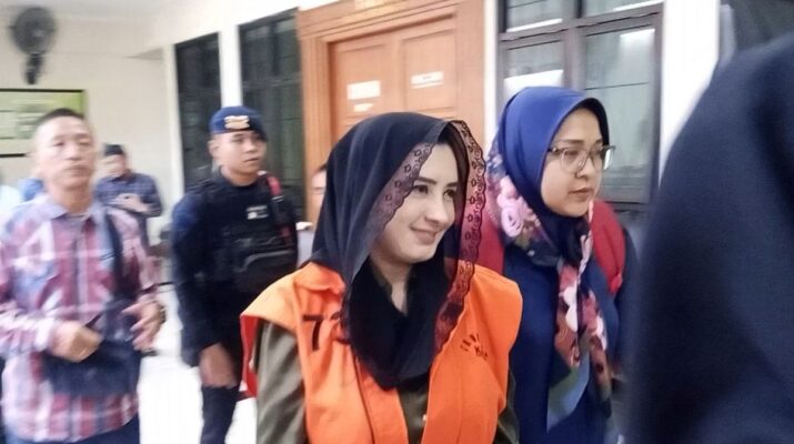 Fadia Arafiq Disebut Minta Jatah THR dan Ulang Tahun, Kepala Dinas Setor hingga Rp240 Juta