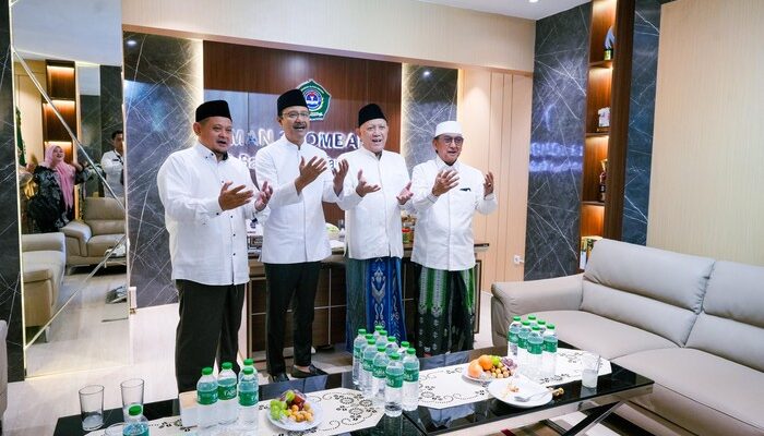 Gus Ipul dan Gus Kikin Ajak Warga Nahdlatul Ulama Kembali pada Nilai-Nilai Muasis dalam Muktamar NU