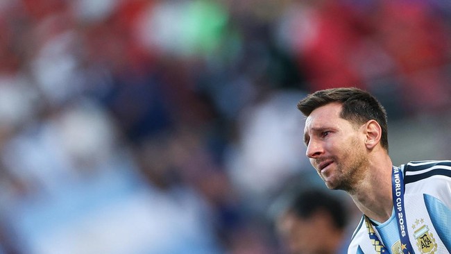 Messi Coret Satu Kata dalam Surat Perpisahan, Maknanya Bikin Akhir Karier Makin Filosofis